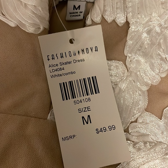 Women’s beige and white dress - Picture 2 of 7